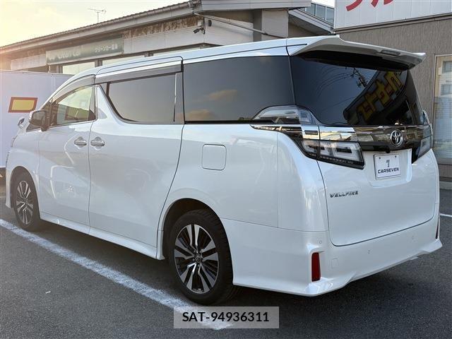 Toyota VELLFIRE 2019-04 8210737-6
