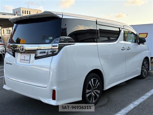 Toyota VELLFIRE 2019-04 8210737-7
