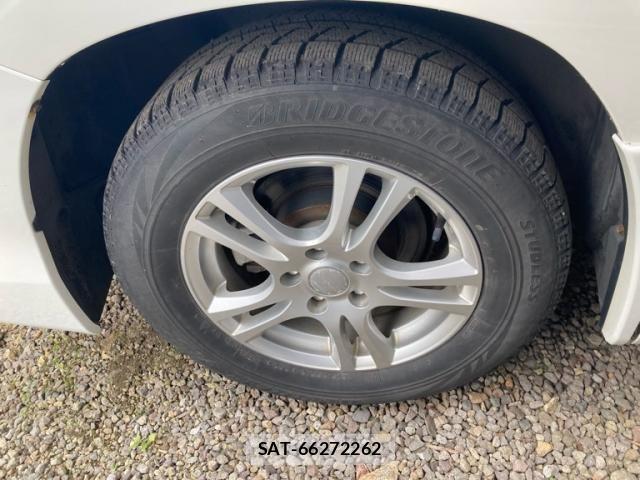 Toyota VELLFIRE 2009-10 8232197-6