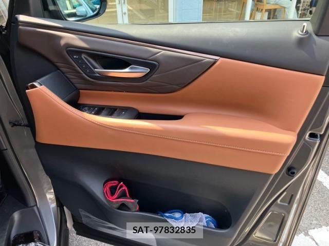 Toyota VELLFIRE 2025-02 8232196-17