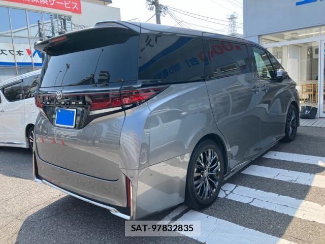 Toyota VELLFIRE 2025-02 8232196-2
