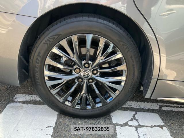 Toyota VELLFIRE 2025-02 8232196-8