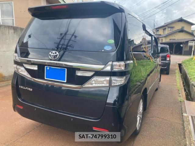 Toyota VELLFIRE 2012-05 8246991-3