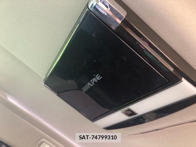 Toyota VELLFIRE 2012-05 8246991-8