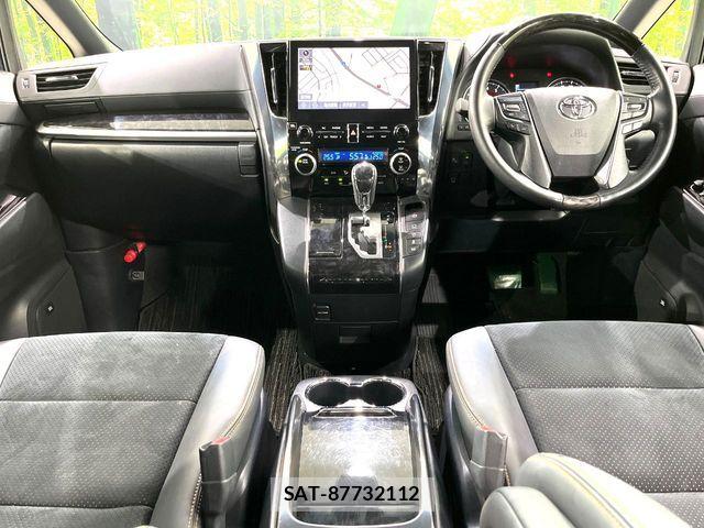 Toyota VELLFIRE 2021-02 8317729-1