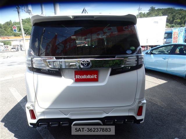 Toyota VELLFIRE 2017-05 8317735-6