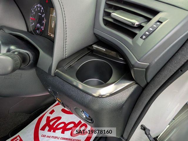 Toyota VELLFIRE 2017-06 8317731-22
