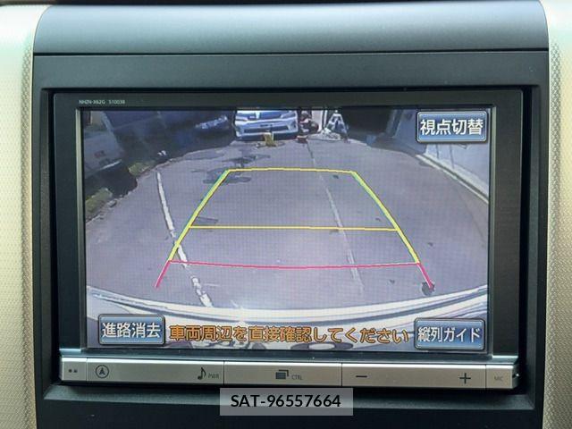 Toyota VELLFIRE 2014-03 8338265-9