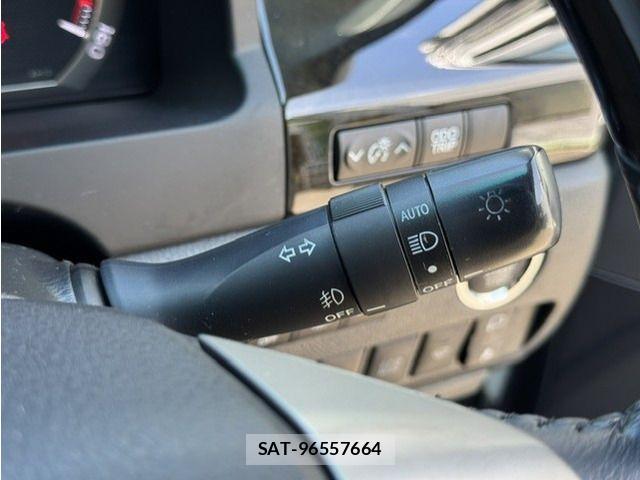 Toyota VELLFIRE 2014-03 8338265-18