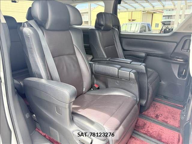 Toyota VELLFIRE 2013-01 8338264-25