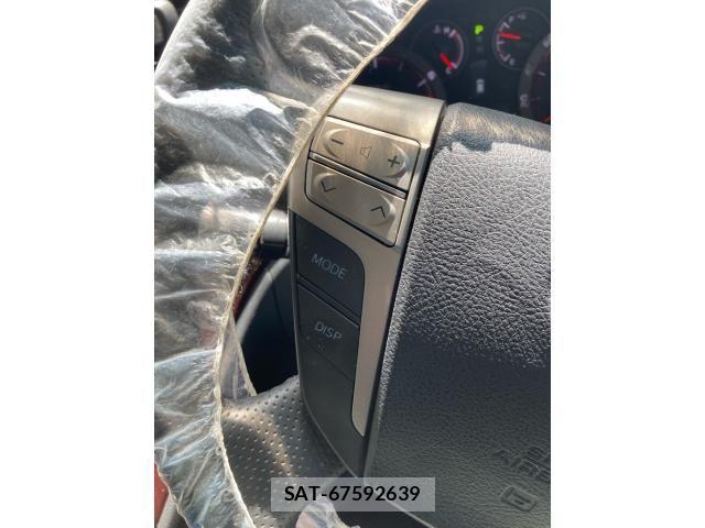 Toyota VELLFIRE 2012-03 8338267-17