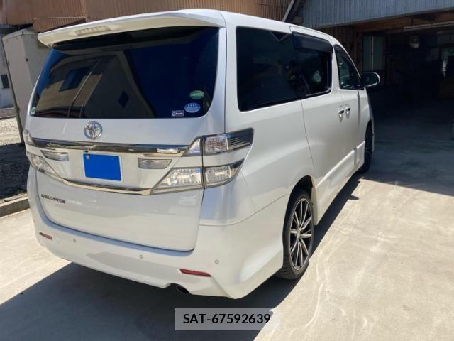Toyota VELLFIRE 2012-03 8338267-7