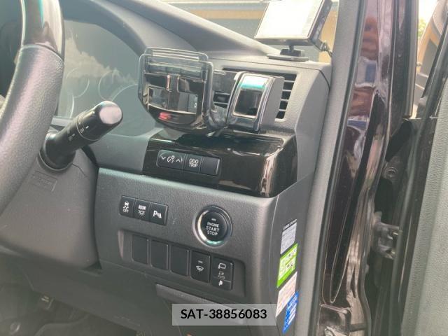 Toyota VELLFIRE 2011-02 8337745-3