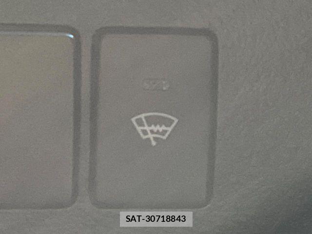 Toyota VELLFIRE 2019-10 8338262-2