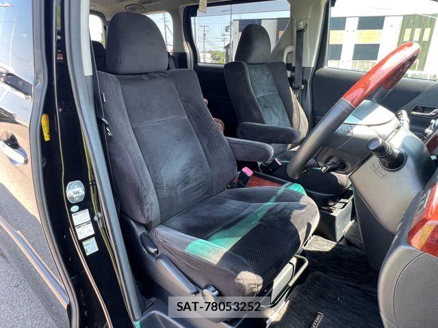 Toyota VELLFIRE 2011-03 8369483-18