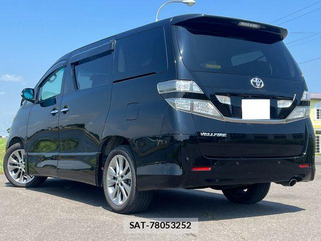 Toyota VELLFIRE 2011-03 8369483-7