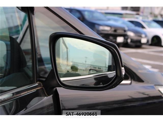 Toyota VELLFIRE 2016-10 8369482-20