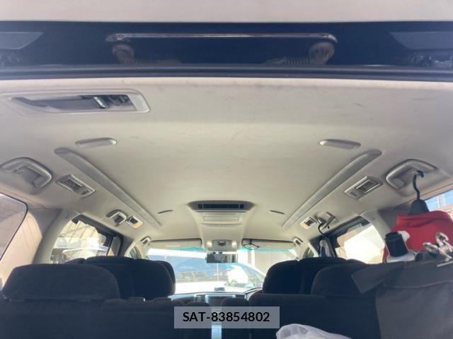 Toyota VELLFIRE 2008-09 8372307-17