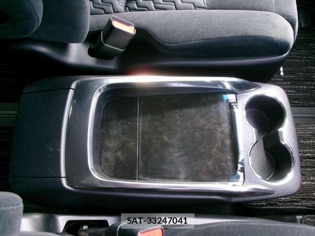 Toyota VELLFIRE 2015-12 8527880-27