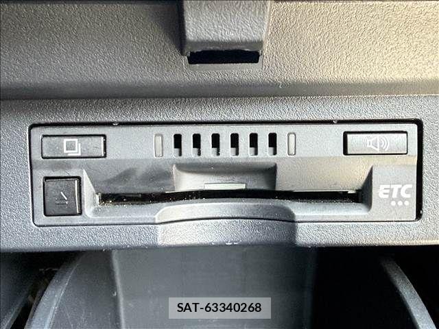 Toyota VELLFIRE 2017-09 8563869-16
