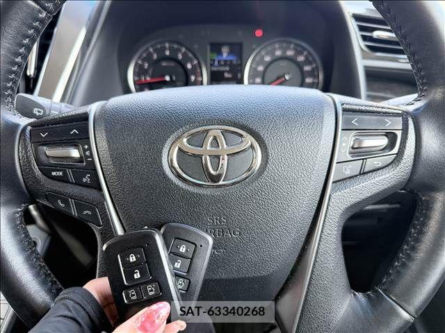 Toyota VELLFIRE 2017-09 8563869-17