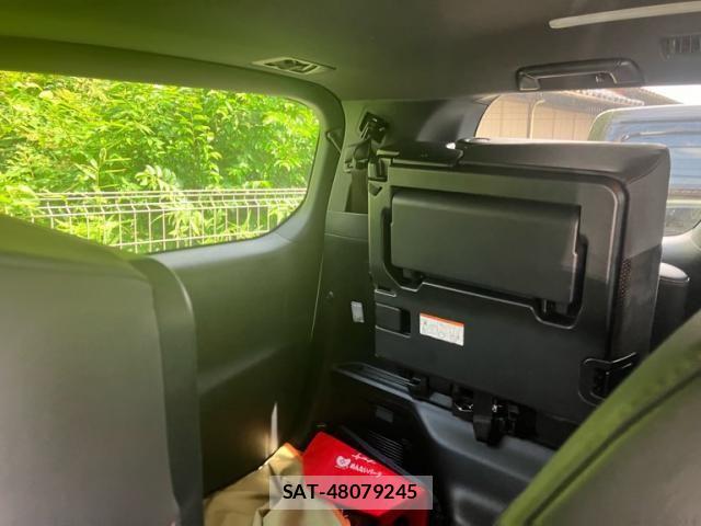 Toyota VELLFIRE 2020-06 8563868-14