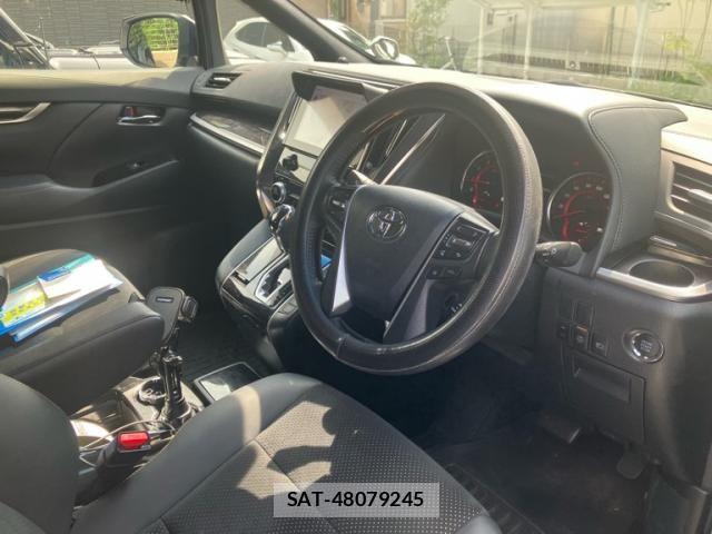 Toyota VELLFIRE 2020-06 8563868-16