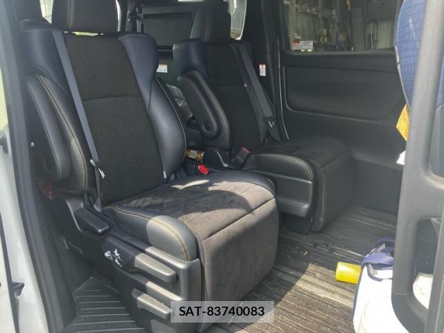 Toyota VELLFIRE 2017-02 8563870-10