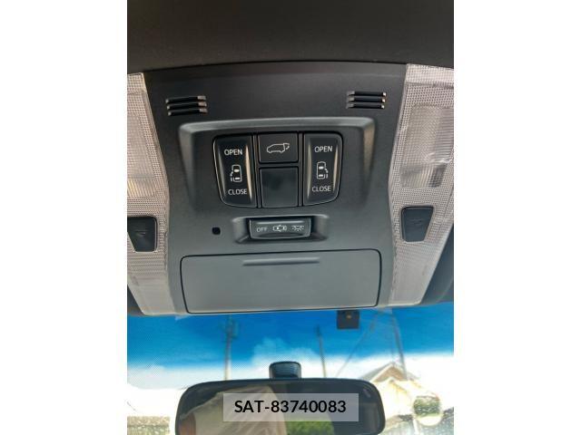 Toyota VELLFIRE 2017-02 8563870-21