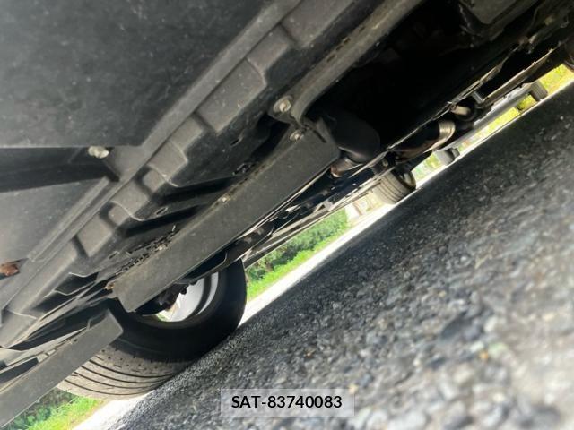 Toyota VELLFIRE 2017-02 8563870-3