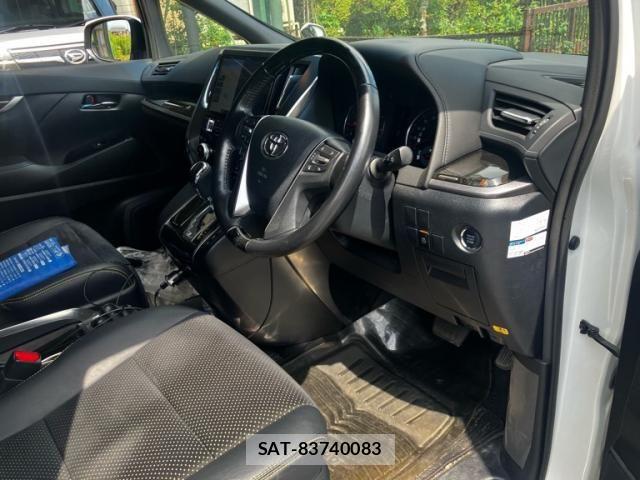Toyota VELLFIRE 2017-02 8563870-8