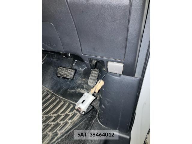 Toyota VELLFIRE 2008-09 8629436-9