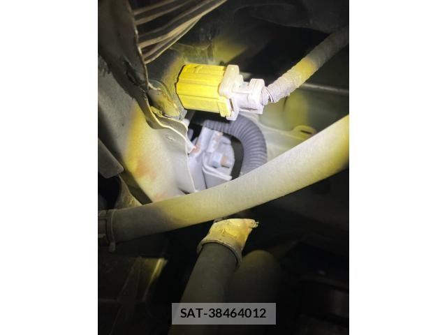 Toyota VELLFIRE 2008-09 8629436-11