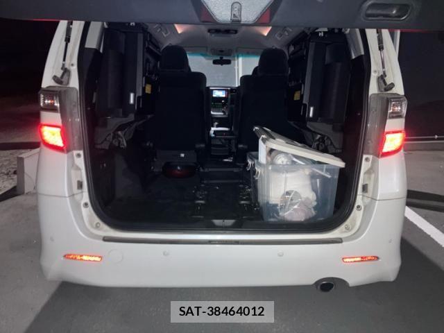 Toyota VELLFIRE 2008-09 8629436-23