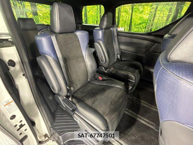 Toyota VELLFIRE 2016-10 8667061-12