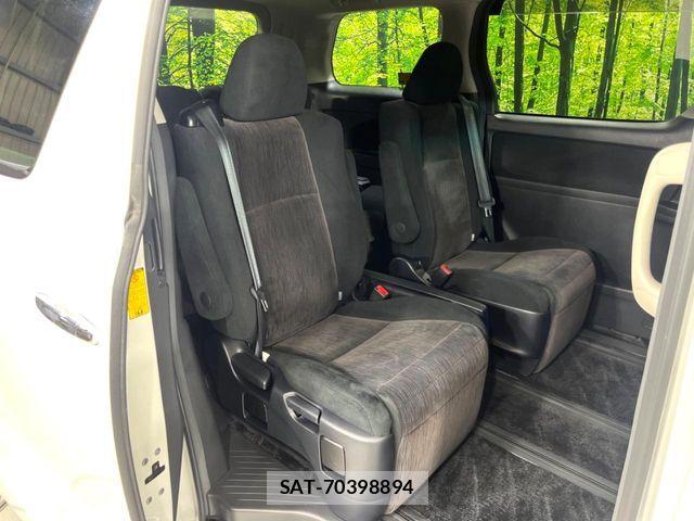 Toyota VELLFIRE 2011-12 8797775-9