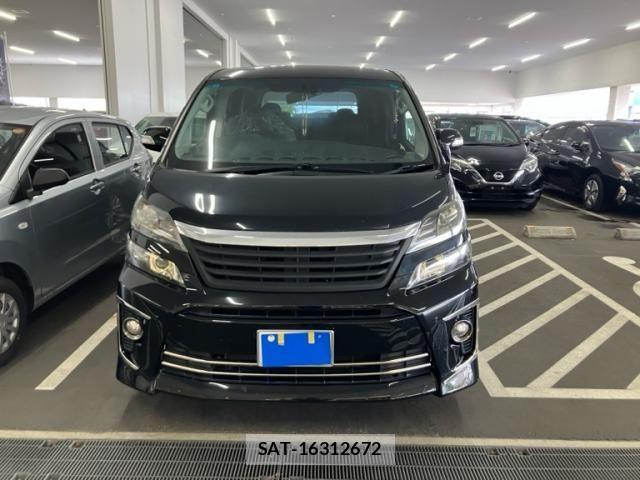 Toyota VELLFIRE 2013-11 8797776-0