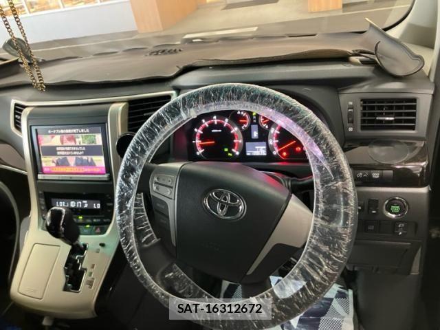 Toyota VELLFIRE 2013-11 8797776-16