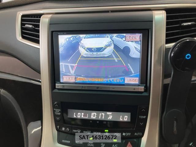 Toyota VELLFIRE 2013-11 8797776-19