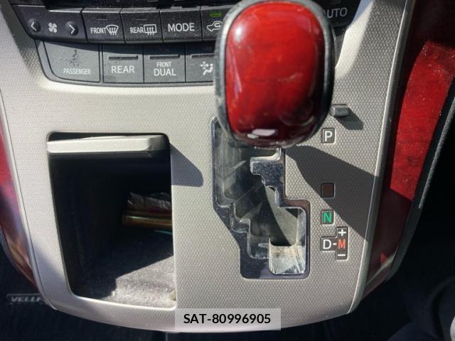 Toyota VELLFIRE 2008-12 8832175-19
