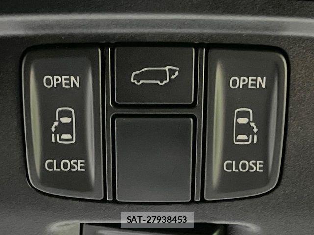 Toyota VELLFIRE 2017-03 8832173-5