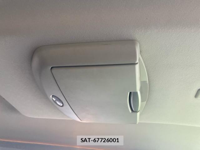 Toyota VELLFIRE 2009-10 8882675-19