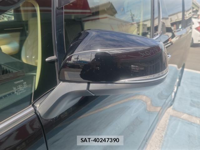 Toyota VELLFIRE 2019-10 8884504-21