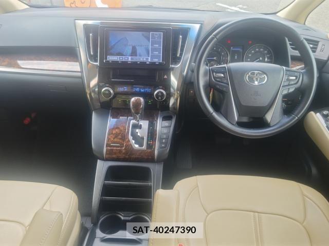 Toyota VELLFIRE 2019-10 8884504-27