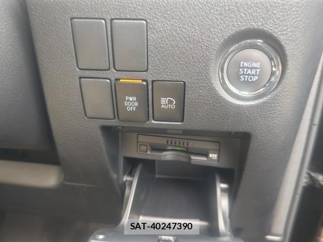 Toyota VELLFIRE 2019-10 8884504-29
