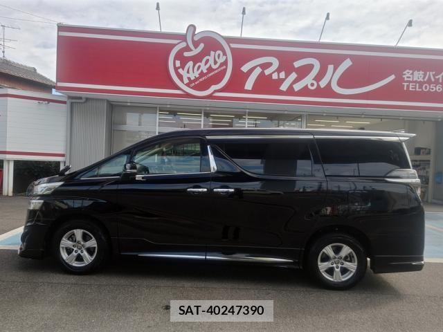 Toyota VELLFIRE 2019-10 8884504-4