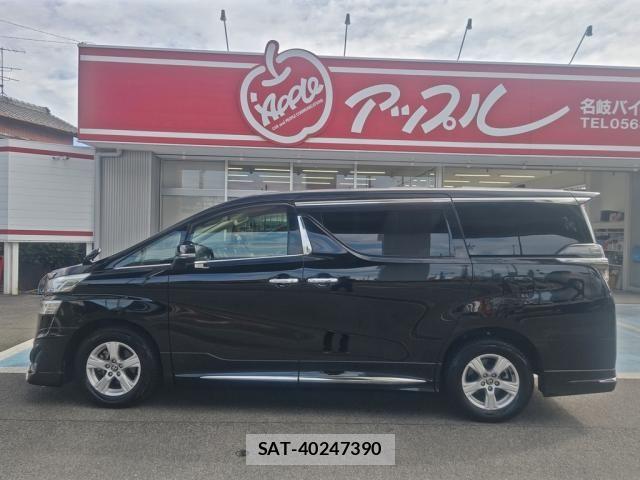 Toyota VELLFIRE 2019-10 8884504-5