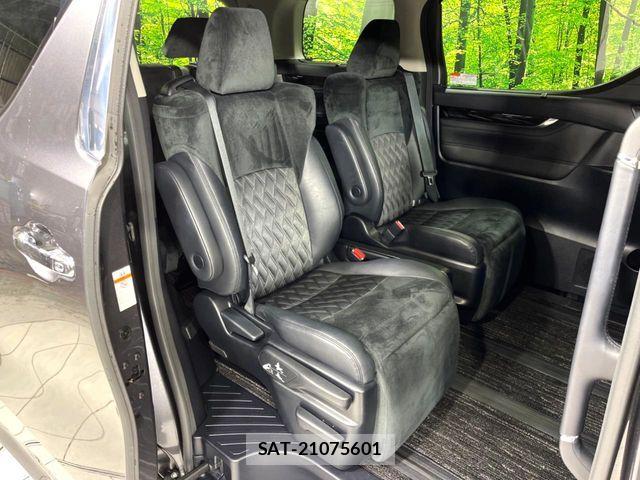 Toyota VELLFIRE 2015-02 5881390-9