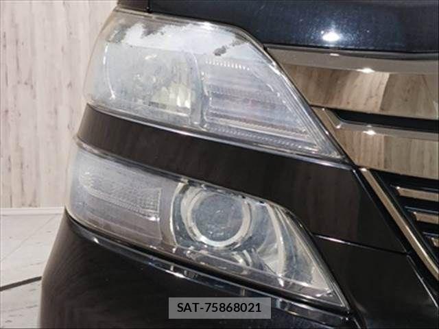 Toyota VELLFIRE 2013-03 5881401-24