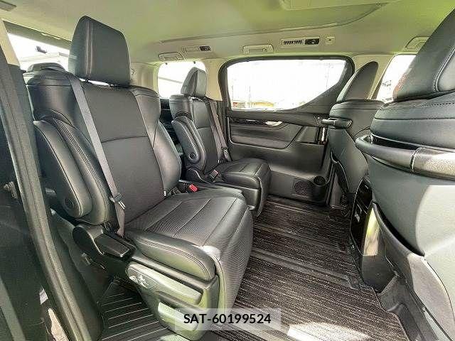 Toyota VELLFIRE 2018-03 6277549-12